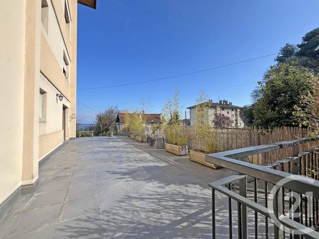 Appartement T3 à vendre - 3 pièces - 65,85 m2 - Evian Les Bains - 74 - RHONE-ALPES