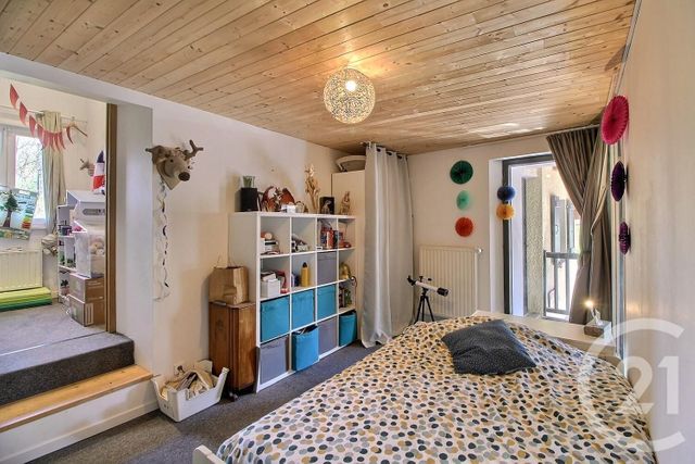 Afficher la photo en grand Maison à vendre - 10 pièces - 195 m2 - Neuvecelle - 74 - RHONE-ALPES