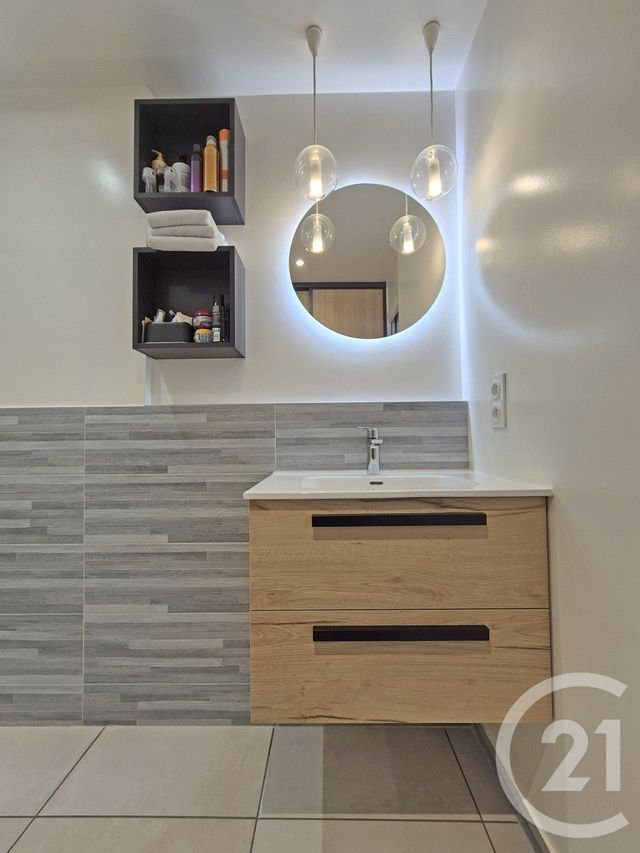 Appartement F4 &agrave; vendre - 4 pi&egrave;ces - 91,89 m2 - Evian Les Bains - 74 - RHONE-ALPES