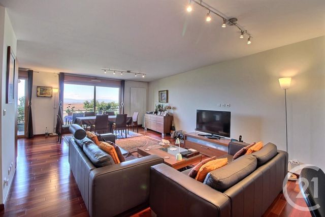 Appartement T3 à vendre - 3 pièces - 78,08 m2 - Evian Les Bains - 74 - RHONE-ALPES
