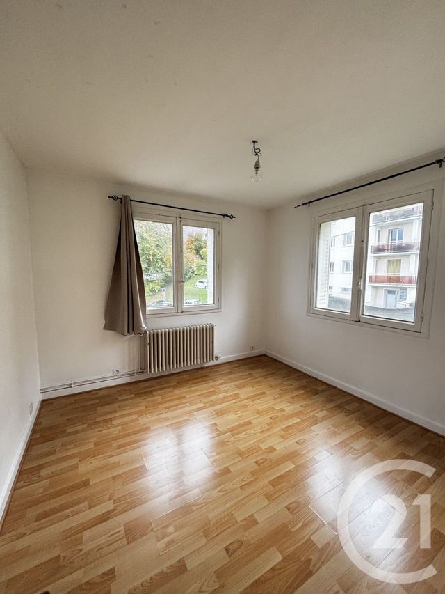 Afficher la photo en grand Appartement T3 à louer - 3 pièces - 68,68 m2 - Evian Les Bains - 74 - RHONE-ALPES
