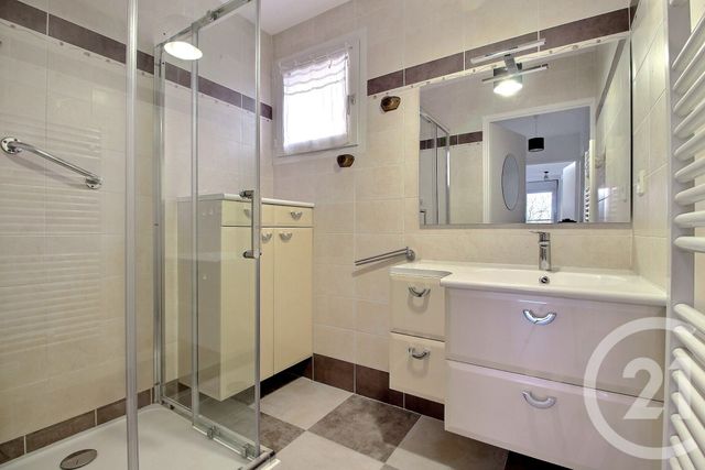 Appartement T5 à louer - 5 pièces - 102,89 m2 - Publier - 74 - RHONE-ALPES