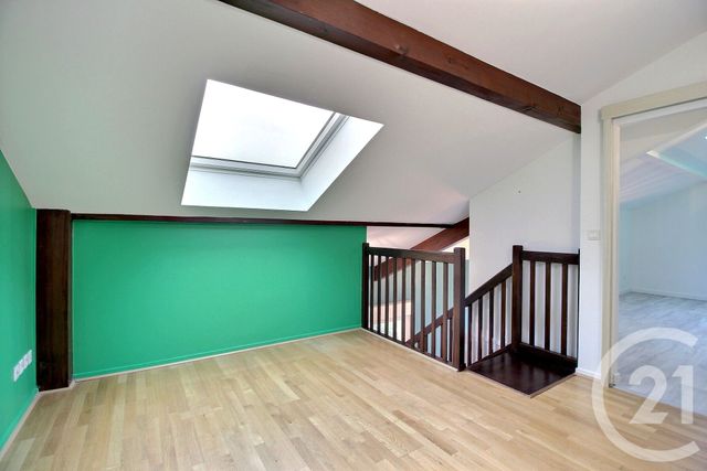 Appartement T5 à louer - 5 pièces - 102,89 m2 - Publier - 74 - RHONE-ALPES