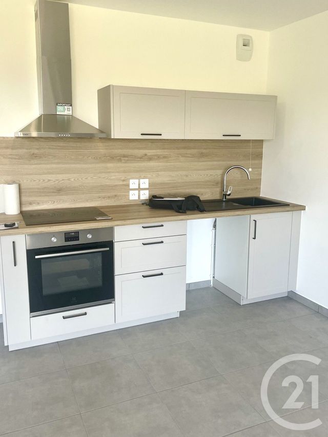 Appartement F3 &agrave; louer - 3 pi&egrave;ces - 60,41 m2 - Lyaud - 74 - RHONE-ALPES