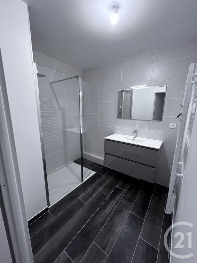 Appartement F3 &agrave; louer - 3 pi&egrave;ces - 58,96 m2 - Thonon Les Bains - 74 - RHONE-ALPES