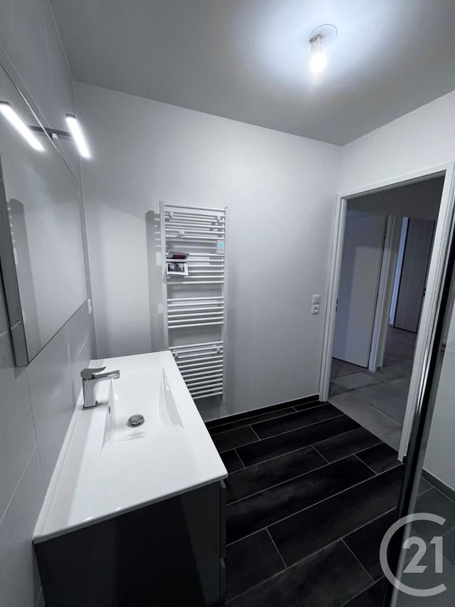 Appartement F3 &agrave; louer - 3 pi&egrave;ces - 58,96 m2 - Thonon Les Bains - 74 - RHONE-ALPES