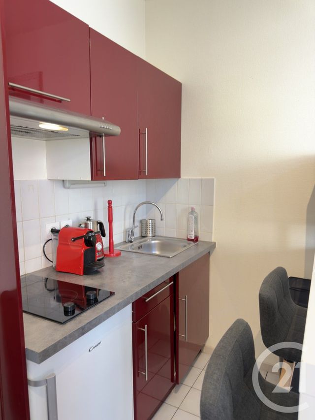 Appartement T1 &agrave; louer - 1 pi&egrave;ce - 28,83 m2 - Evian Les Bains - 74 - RHONE-ALPES