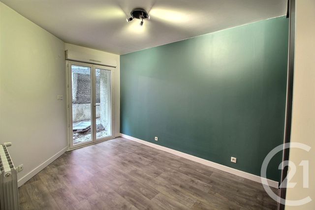 Appartement T3 &agrave; louer - 3 pi&egrave;ces - 68,66 m2 - Evian Les Bains - 74 - RHONE-ALPES