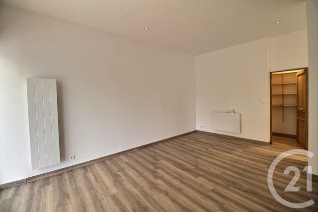 Appartement T2 &agrave; louer - 2 pi&egrave;ces - 39,78 m2 - Maxilly Sur Leman - 74 - RHONE-ALPES