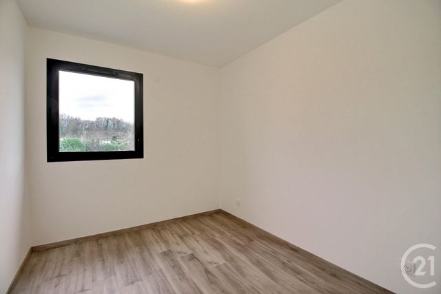 Afficher la photo en grand Appartement F4 à vendre - 4 pièces - 79,37 m2 - Thonon Les Bains - 74 - RHONE-ALPES