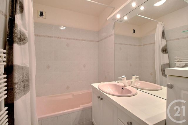 Appartement F4 à vendre - 4 pièces - 93,47 m2 - Thonon Les Bains - 74 - RHONE-ALPES