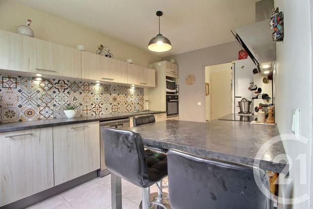 Appartement T4 &agrave; vendre - 5 pi&egrave;ces - 100,34 m2 - Thonon Les Bains - 74 - RHONE-ALPES