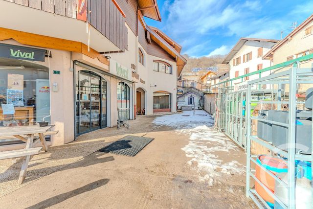 Appartement Local &agrave; vendre - 3 pi&egrave;ces - 61,43 m2 - 74 - RHONE-ALPES