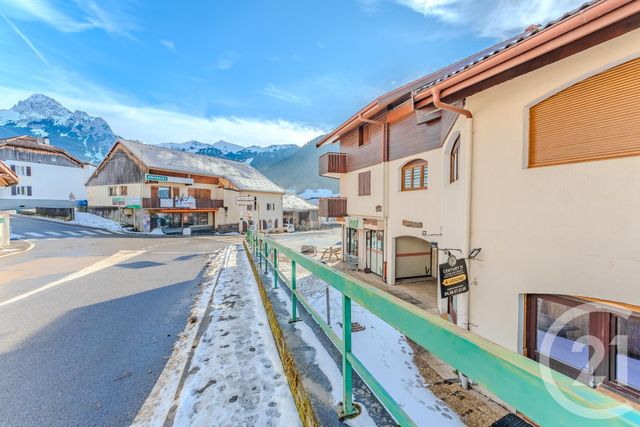 Appartement Local &agrave; vendre - 3 pi&egrave;ces - 61,43 m2 - 74 - RHONE-ALPES
