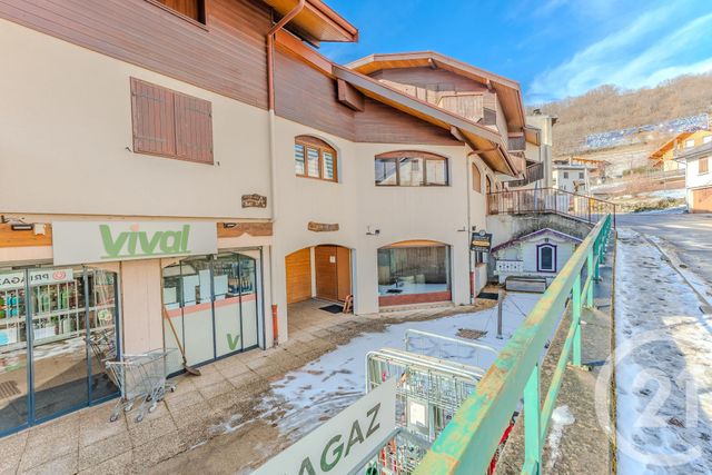 Appartement Local &agrave; vendre - 3 pi&egrave;ces - 61,43 m2 - 74 - RHONE-ALPES