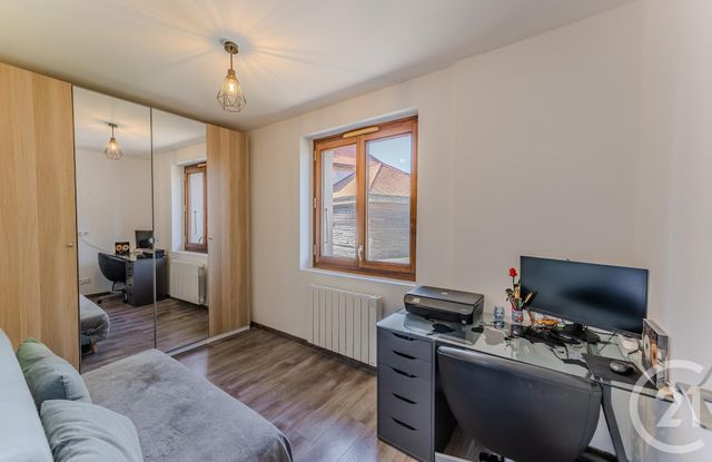 Appartement T5 à vendre - 5 pièces - 87,05 m2 - St Paul En Chablais - 74 - RHONE-ALPES